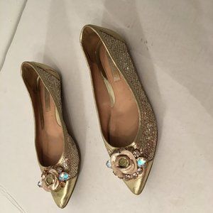 Ladies New Flats Golden. size 5 Jeweled front